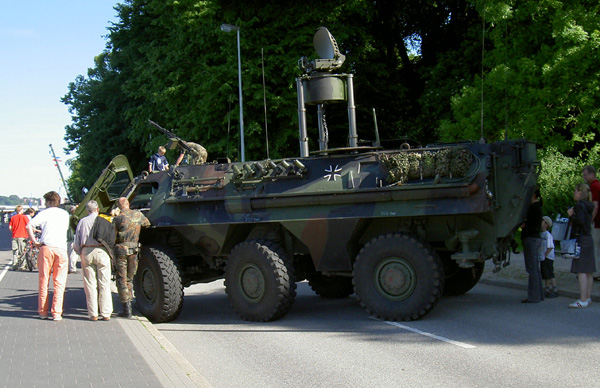 1695 Panzerschau 